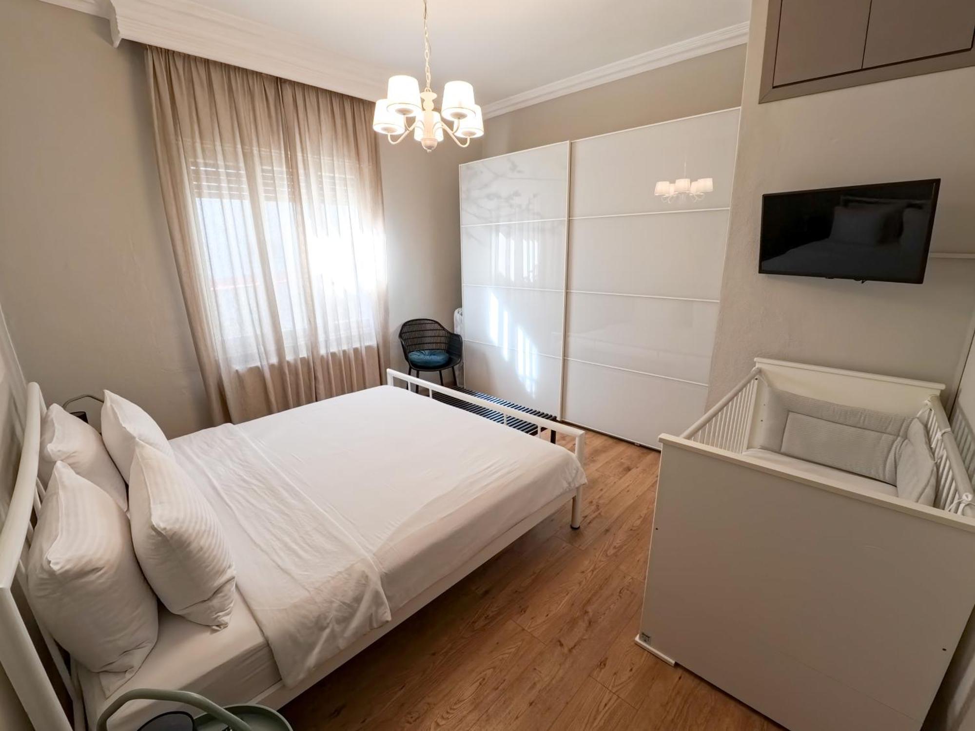 Living Life Apartment Komotini Exterior photo